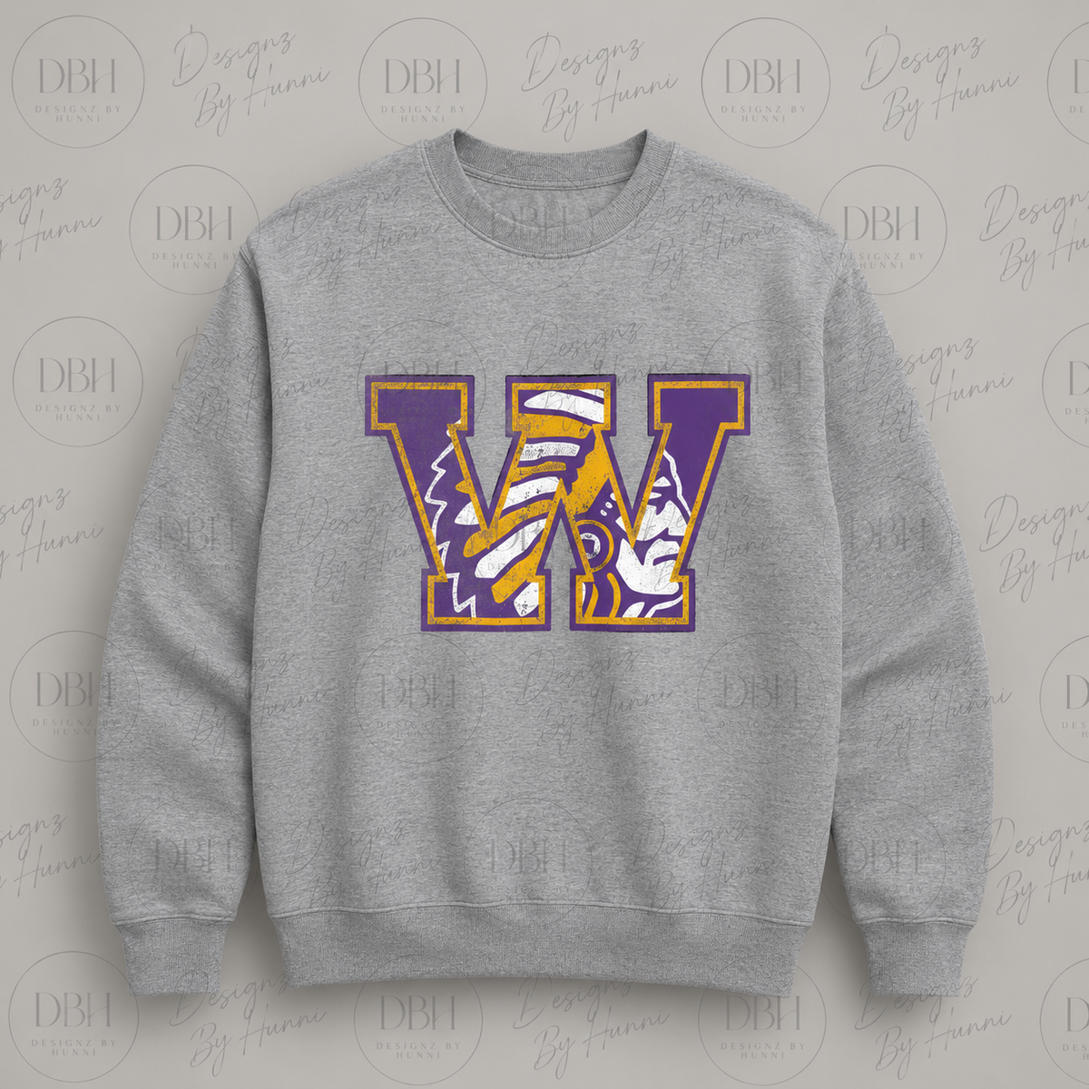 Distressed Warrior W Crewneck Sweatshirt